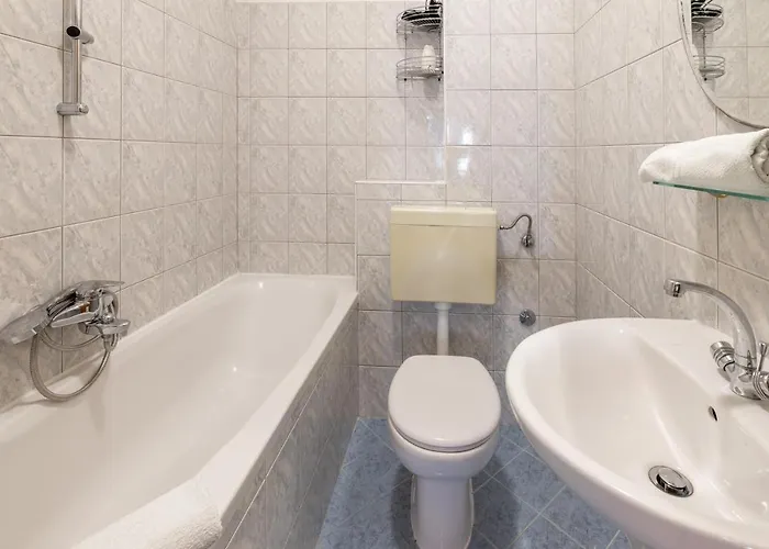 For 5 Apartamento Makarska