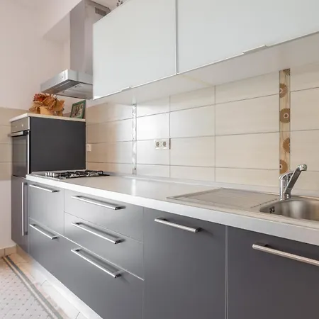 Apartamento For 5